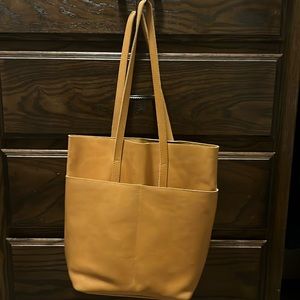 Able tote bag